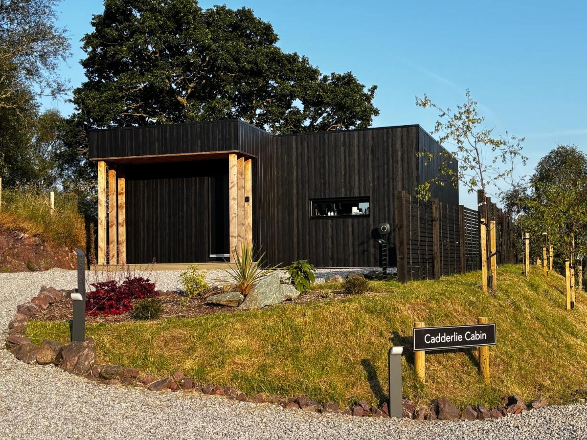Cadderlie Cabin - Luxury Woodland Escape with Hot Tub Near Oban - Chambres d'hôtes Oban