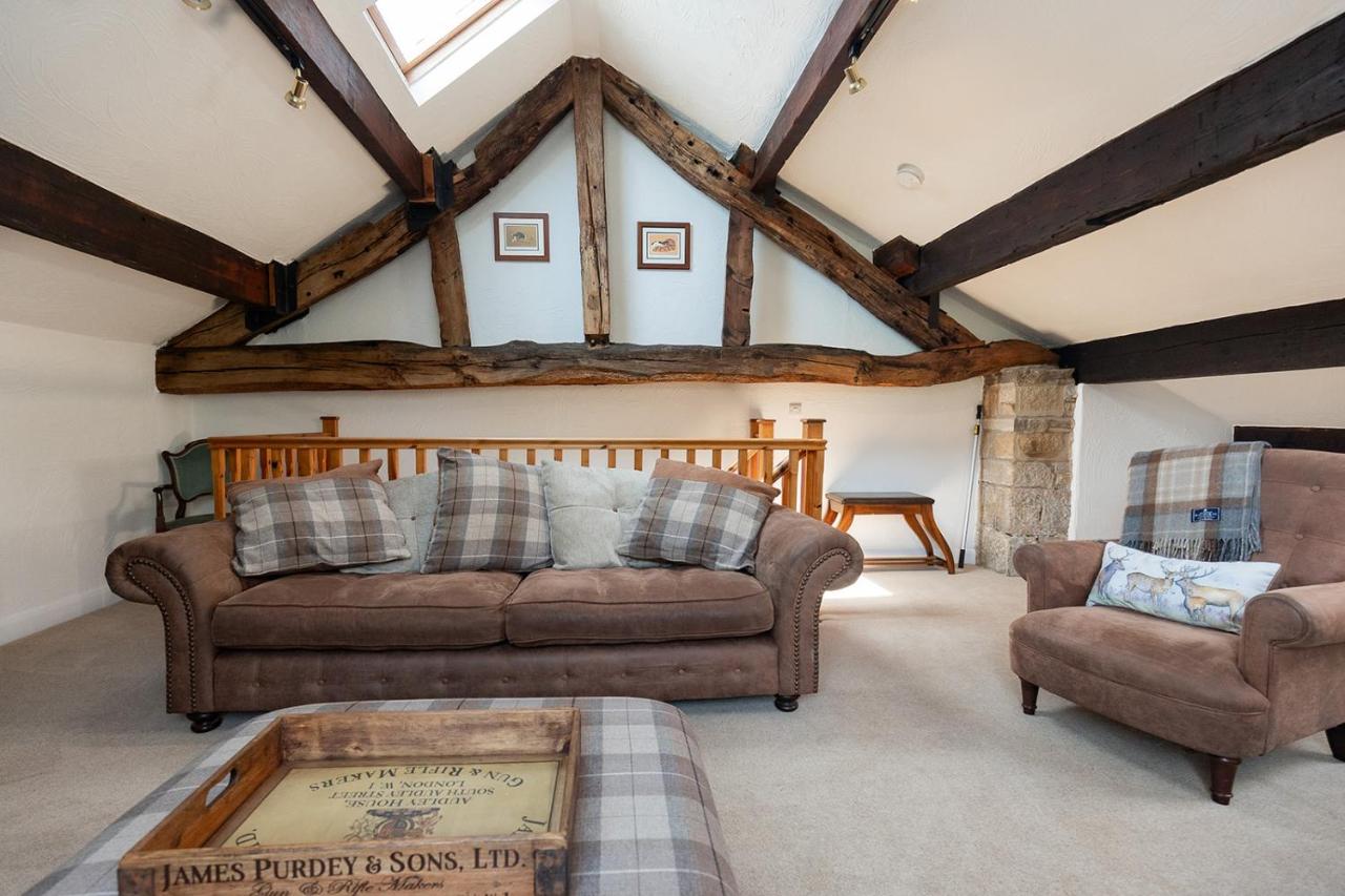 KEEPERS COTTAGE - Peaceful Farm Cottage & Hot Tub in Holmfirth - B&B Holmfirth