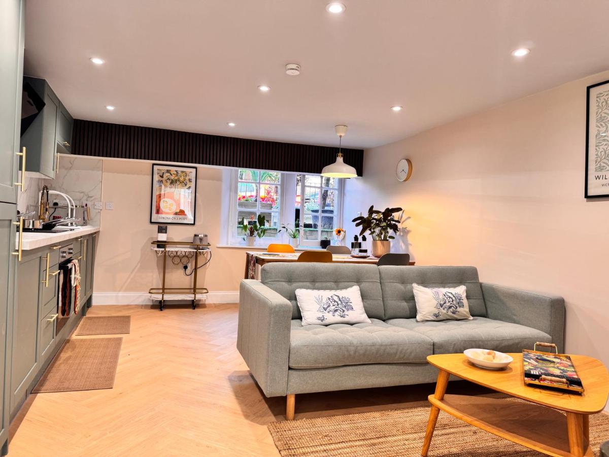 The Botanics Residence - Bed and Breakfast Glasgow