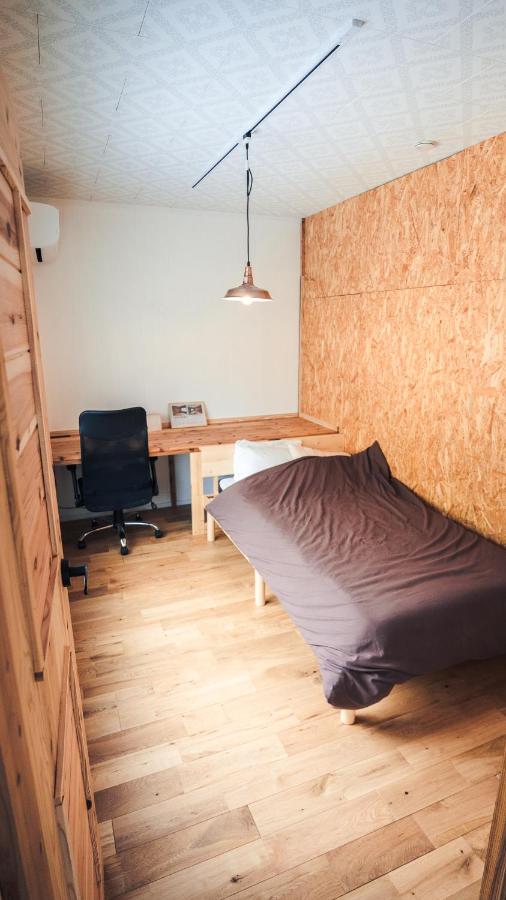 Single Room with Mountain View