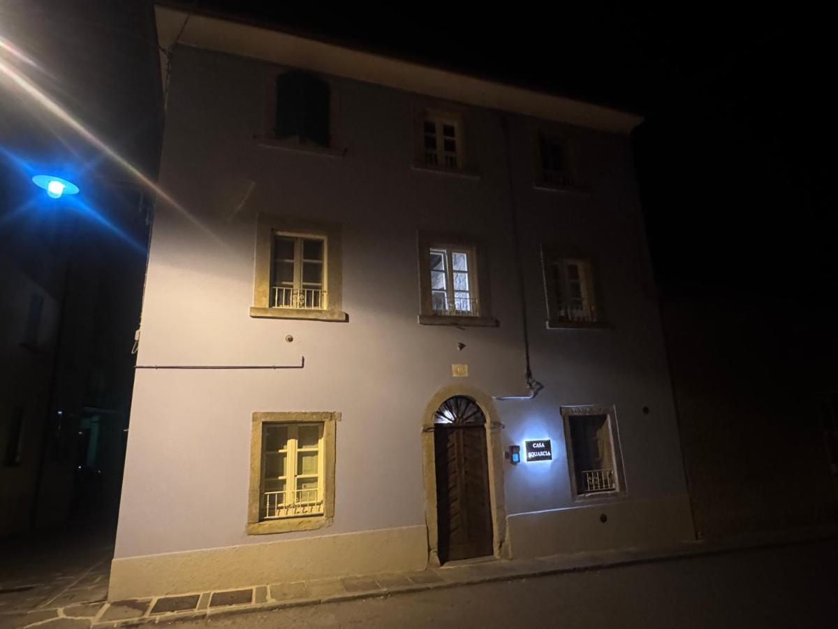 Boutique Apartment - Casa Squarcia - Apartment Passo Cisa - B&B Berceto