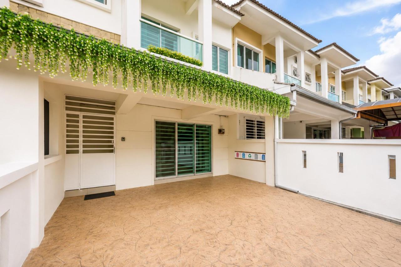 The Warm Nest Golden Hill Brinchang Cameron Highland Clover Home Unit 14 - B&B Brinchang