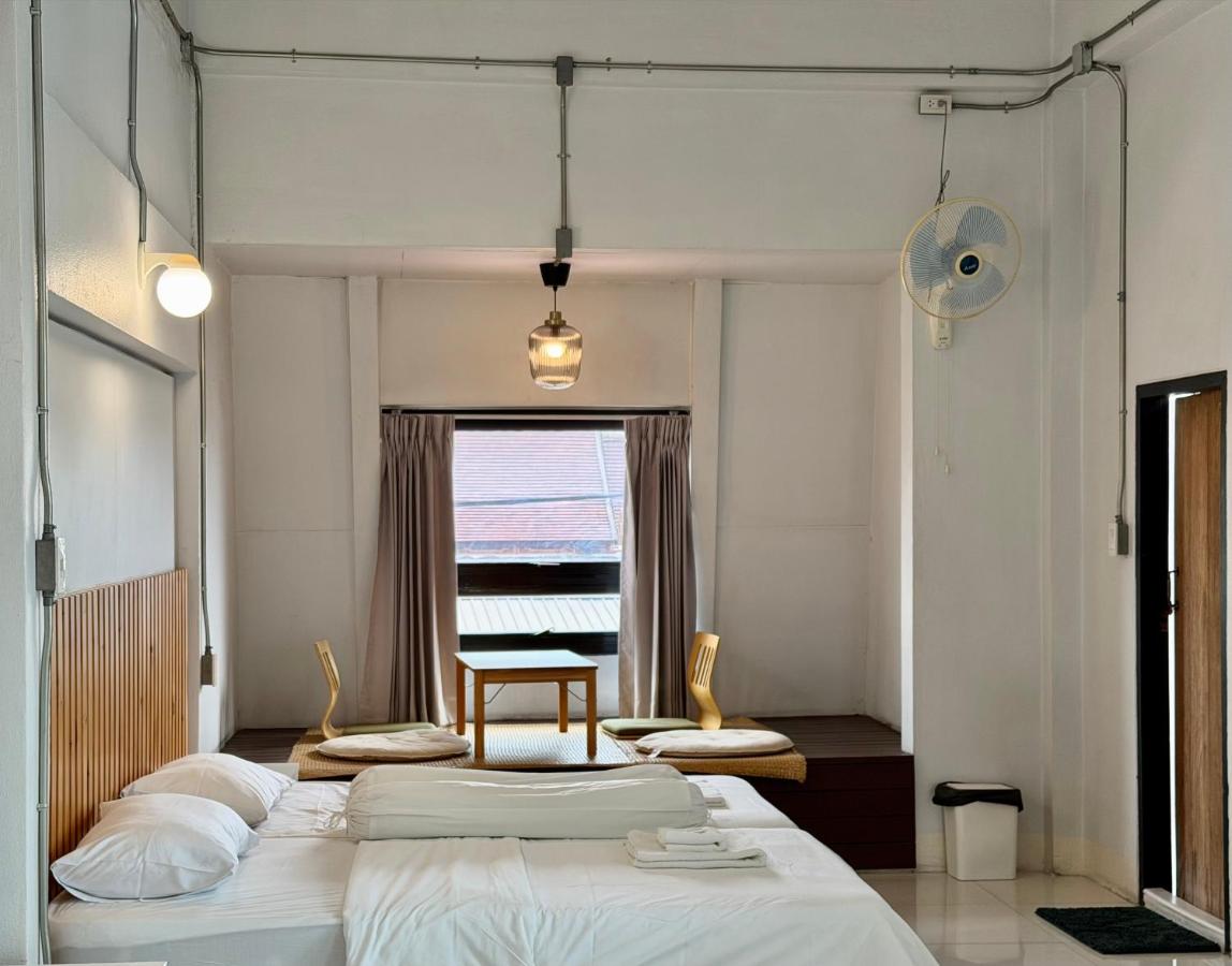 Chambre Quadruple avec Salle de Bains Privative