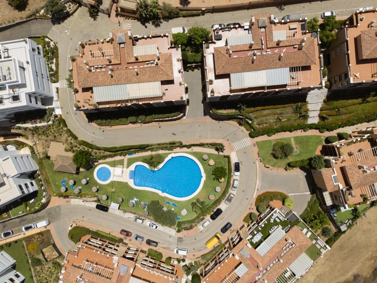 Calanova Golf View Luxury Apartment - Chambres d'hôtes La Cala De Mijas