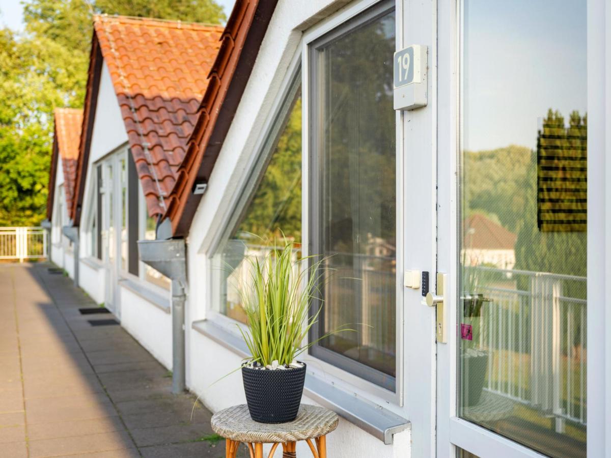 Fewo Mee'h'rblick Nähe Boltenhagen - 150m bis zum Strand, Südbalkon, Maisonette, Meerblick - super für Familien und Freunde - Chambres d'hôtes Hohenkirchen