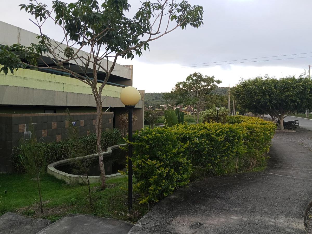 Flat em Gravatá -Villa Monte Castelo - 2 quartos- Ao Lado da Área de Lazer e das piscinas - Ferienwohnung Gravatá