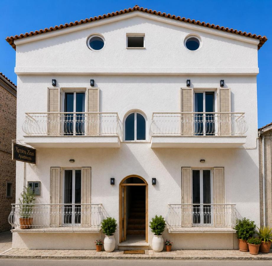 Apartments Xenios Zeus 1 - Ferienwohnung Koróni