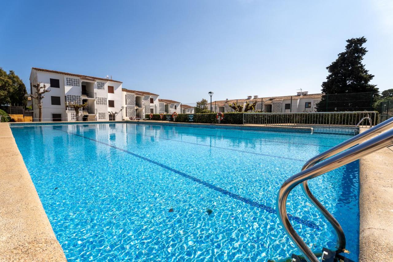 Refurbished apartment calella de pal. beach 250mts - B&B Calella de Palafrugell
