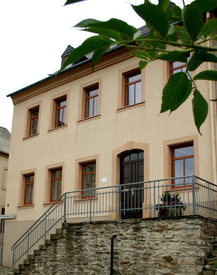 B&B Annaberg-Buchholz - Ferienwohnung Christine Nestler - Bed and Breakfast Annaberg-Buchholz