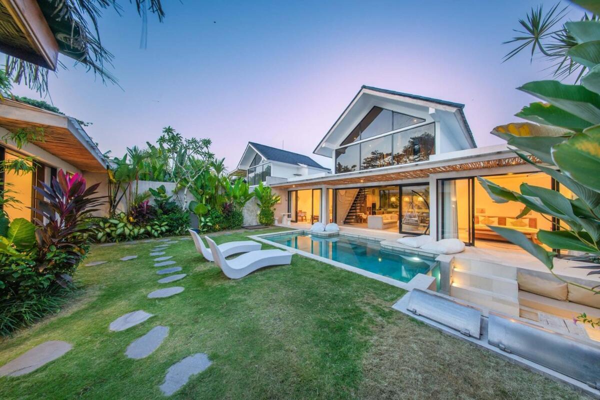 Villa Stemar Modern 4BR Villa in Kerobokan - B&B Kerobokan
