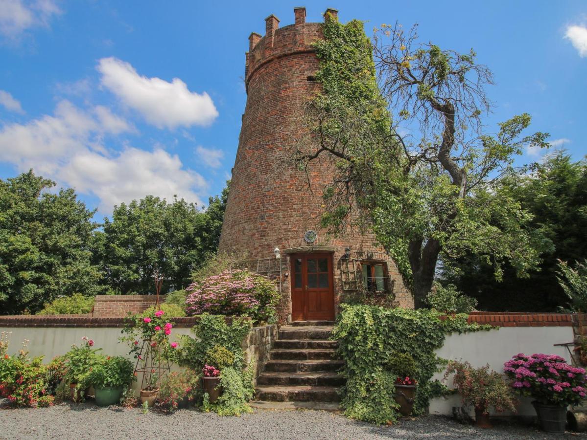 Hadley Park Windmill - B&B Telford