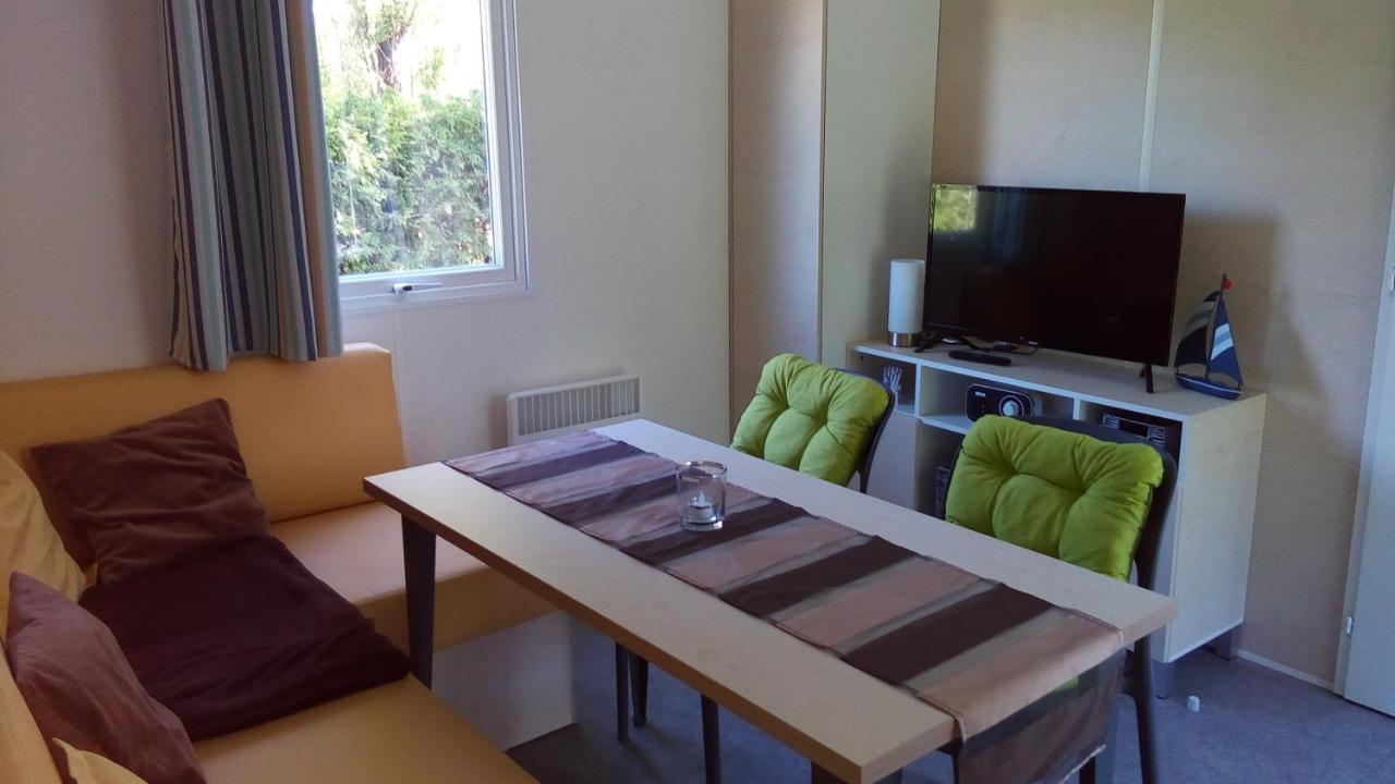 Ferienwohnungen Zum Findling - B&B Boxberg/O.L.