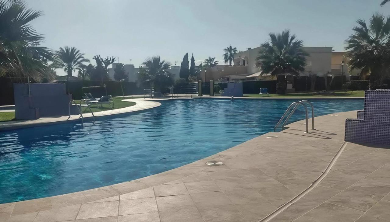 PRIMERO FKK con Ascesor Bahía de Vera - B&B Vera