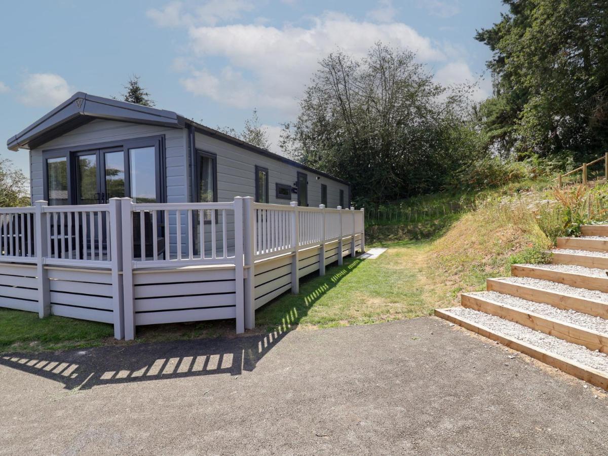 The Pines 2 Bedrooms - Ferienwohnung Northwich
