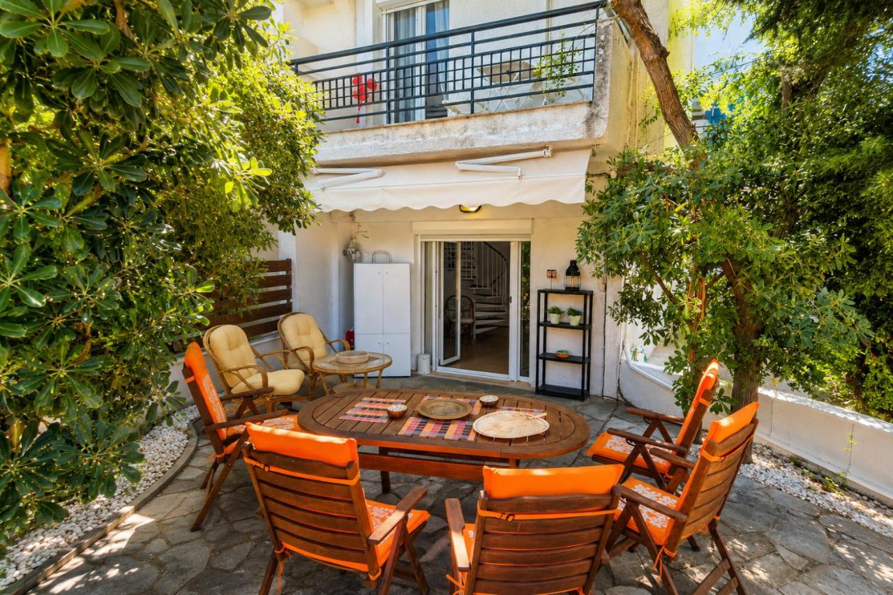 Aegean Pearl Maisonette Near Beach and Free Parking - Ferienwohnung Néa Kallikráteia