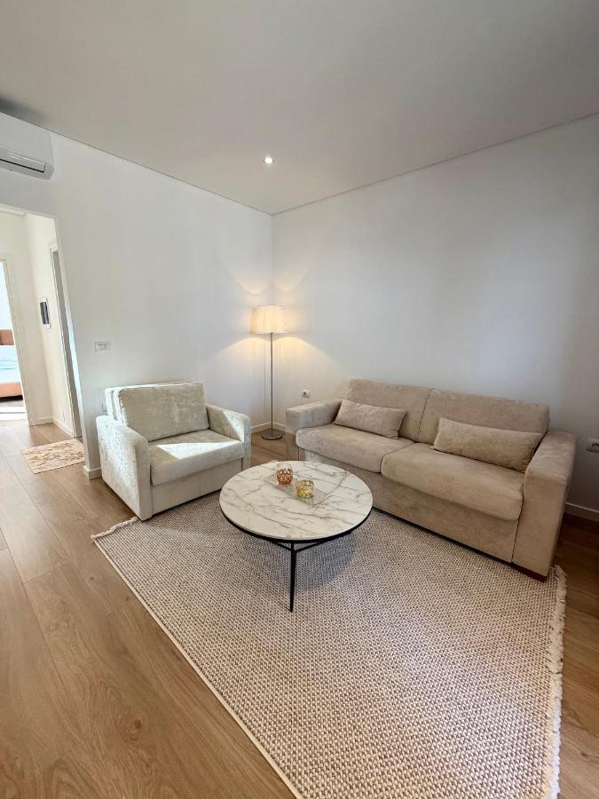Elio Saranda SeaView Apartment - Chambres d'hôtes Saranda