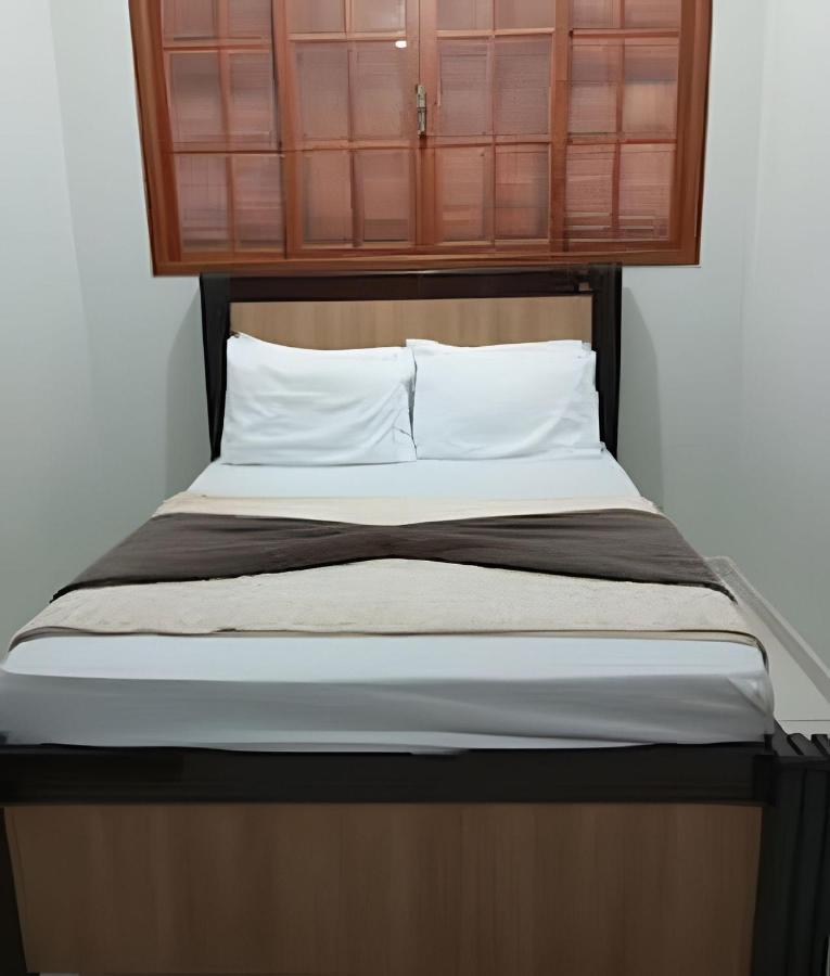 Casa super completa próxima á faculdade Univale - Chambres d'hôtes Governador Valadares