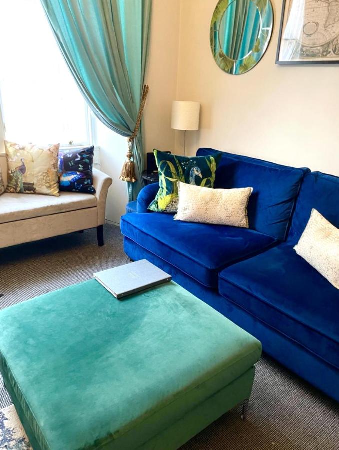 The Jeffrey Street Apartment - Bed and Breakfast Edinburgh