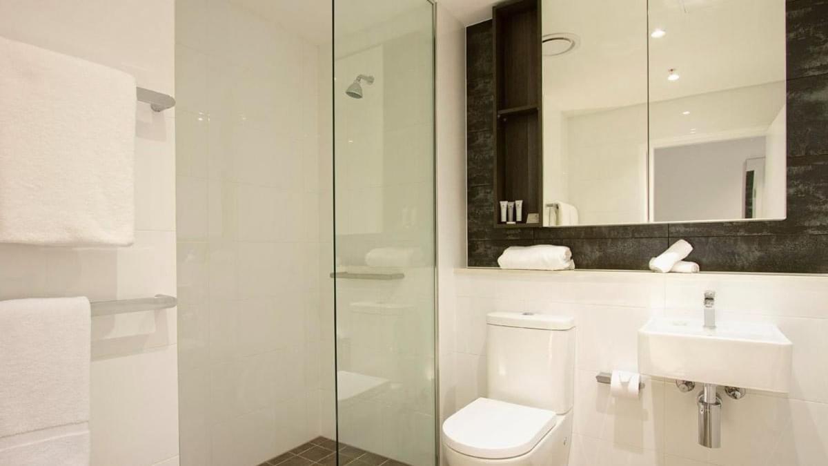 KozyGuru | Chatswood | Top Location Studio - Bed and Breakfast Sydney