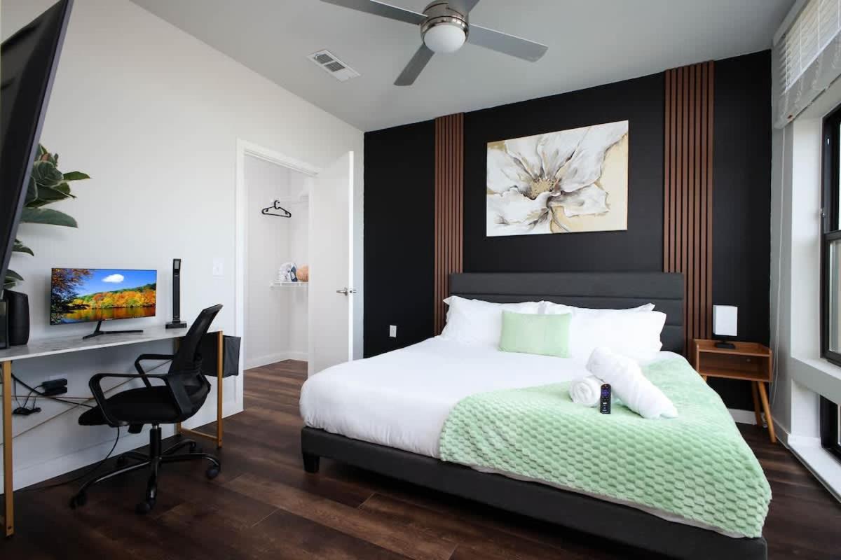 Downtown 1BR-w pool&parkng,Near Rvrwalk & Conv Ctr - B&B San Antonio