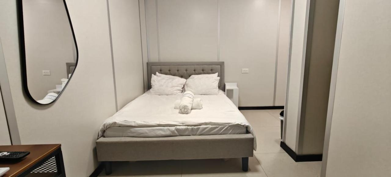 Ryo 40 Studio apartment 5 minutes from the beach - B&B Bat Yam
