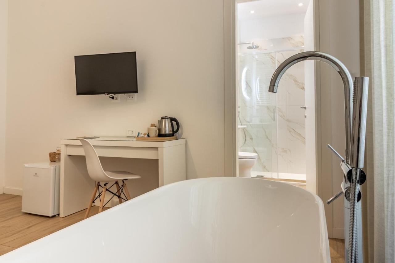 September's Suites - mytouristhome - B&B La Spezia