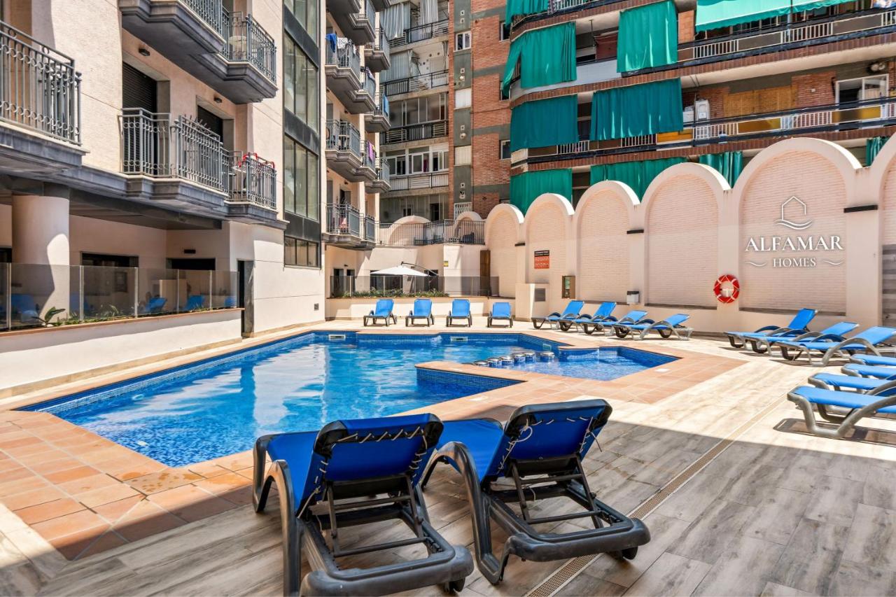 Stunning Penthouse with Rooftop terrace & Pool - B&B Lloret de Mar