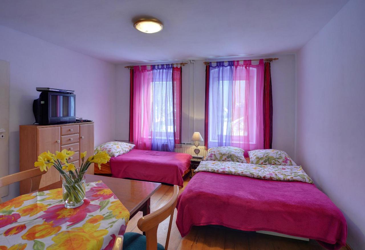 Camera Familiare con Bagno Privato
