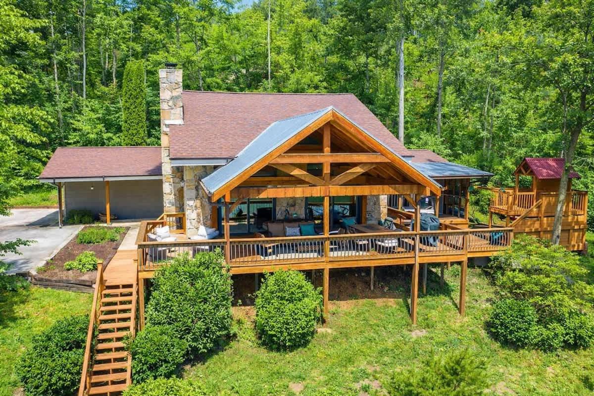 Ultimate Lake Norris Getaway with Private Dock - Bed and Breakfast New Tazewell