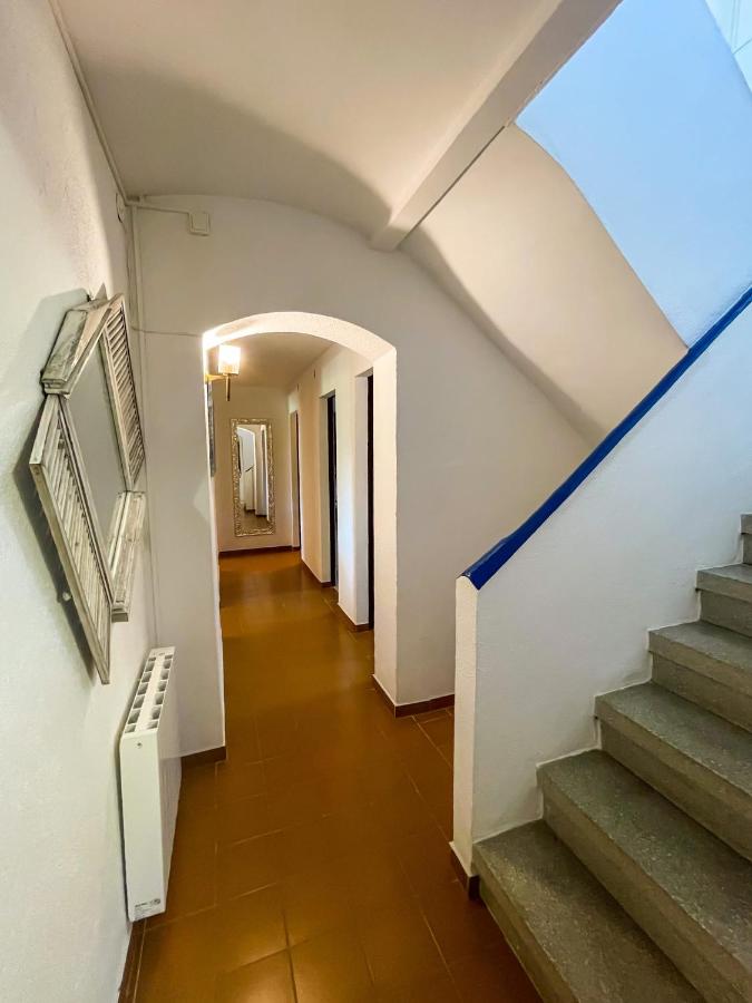 Mediterranean Home with Sea Views and Spacious Terraces - Chambres d'hôtes Lloret de Mar