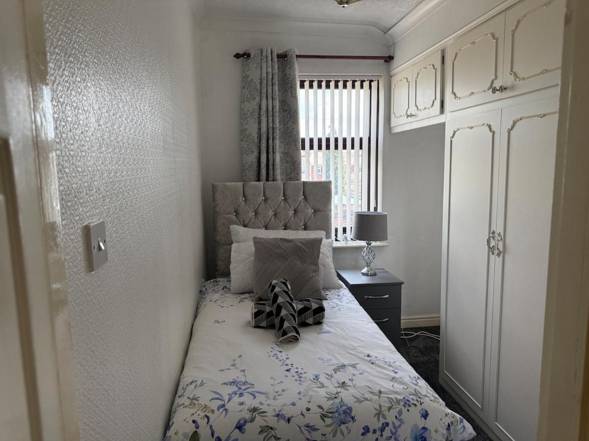 Camera Singola con Bagno in Comune