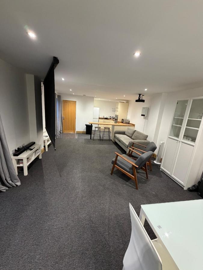 The Lodge - Detached Cabin, Forest of Dean - B&B Framilode