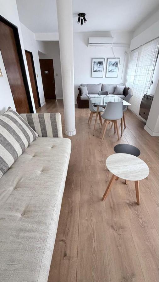 Departamento luminoso en pleno centro, con cocina completa - Ferienwohnung Paraná