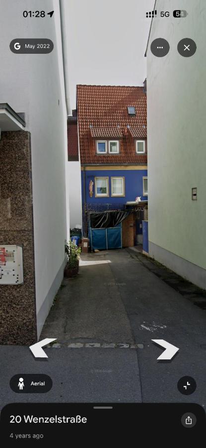 3-Room Apartment with Large Balcony - B&B Wurzburgo
