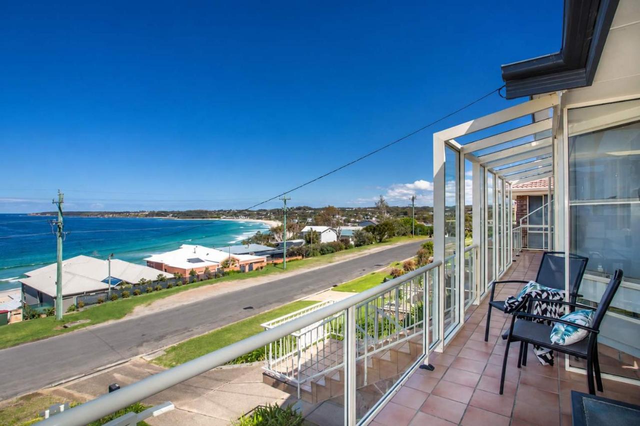 Magnificent Outlook - with ocean views & rumpus room - Chambres d'hôtes Mollymook