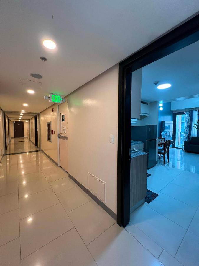 Two Regis Megaworld-Bacolod executive studio - Bed and Breakfast Bacolod City