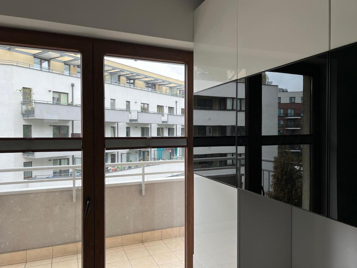 Tauron Arena Apartment - 5 min walk - B&B Krakow