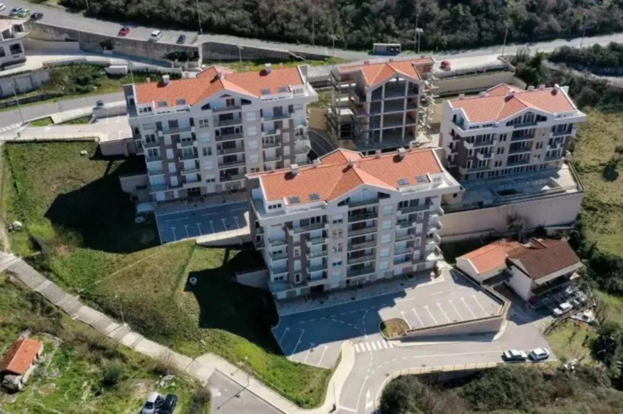 Apartments Angelika - Bed and Breakfast Dobrota