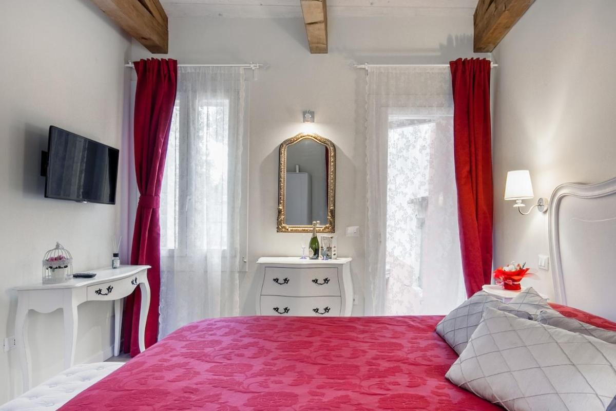 Gem's House, romantic Biennale free wi-fi - B&B Venecia
