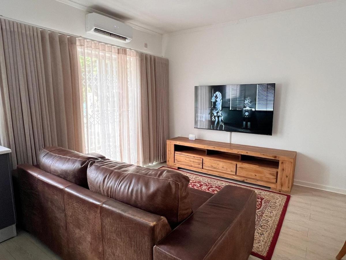 Affordable apartment in Gaborone - Chambres d'hôtes Gaborone
