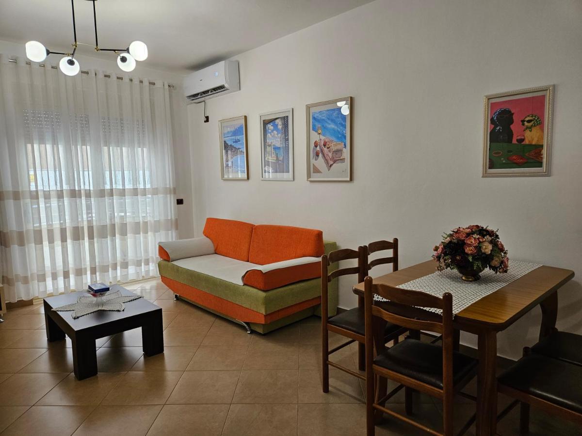 Casa Vlora by Klaus - Bed and Breakfast Vlorë