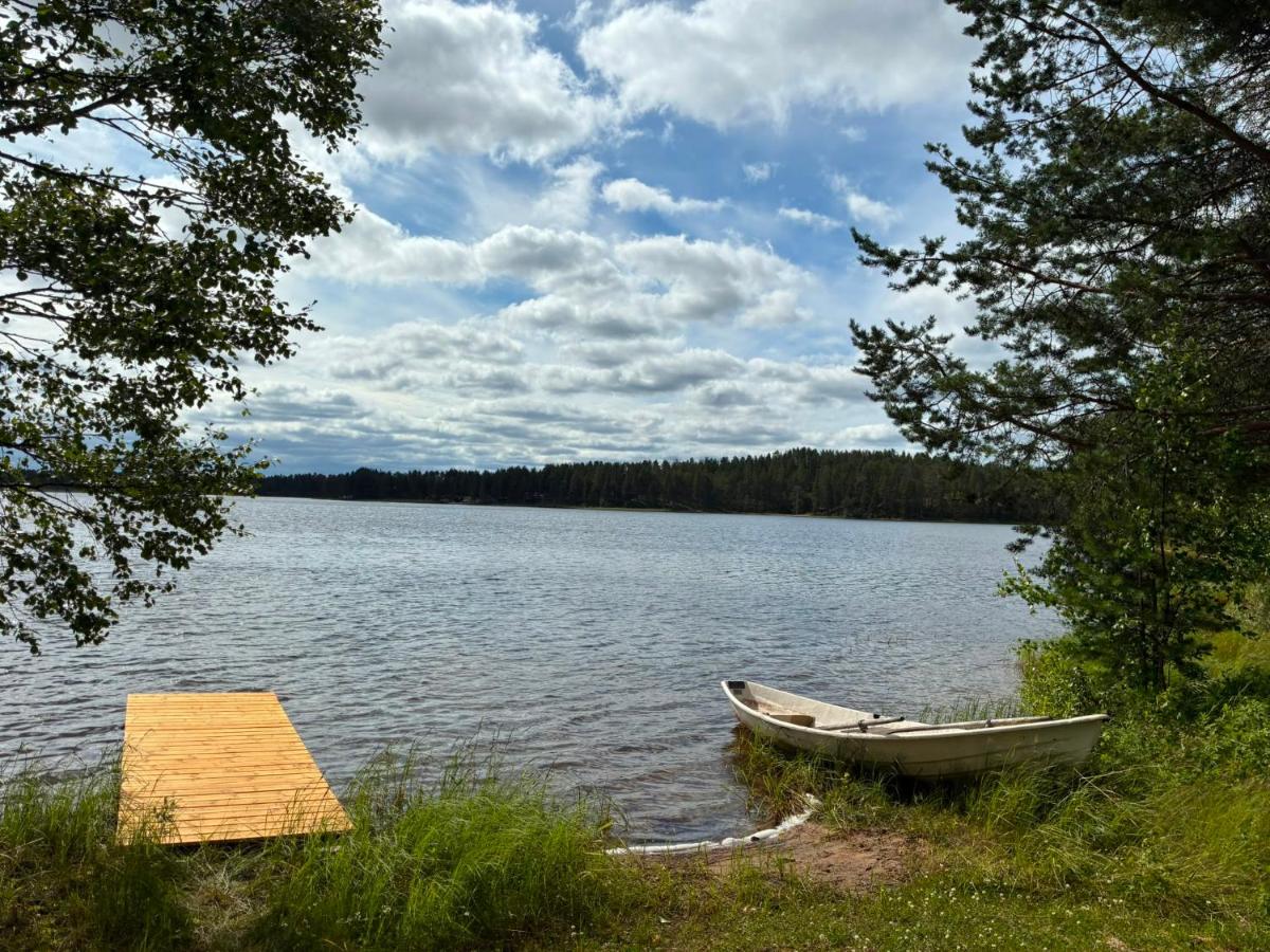 A cottage by the beautiful Karhunkierros and Ruka - B&B Kuusamo