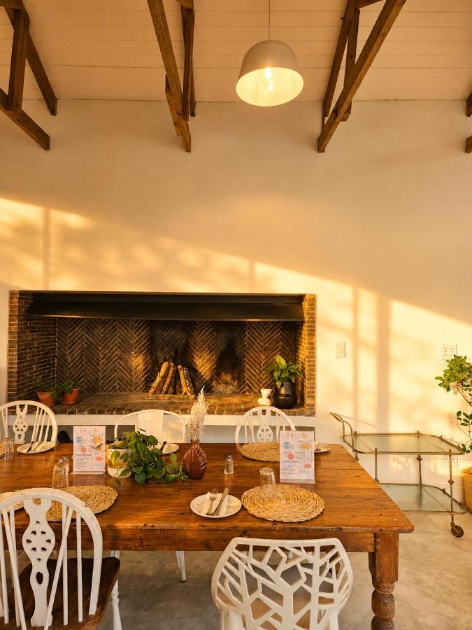 Beach House by Beach Collection Winelands - Bed and Breakfast Strand