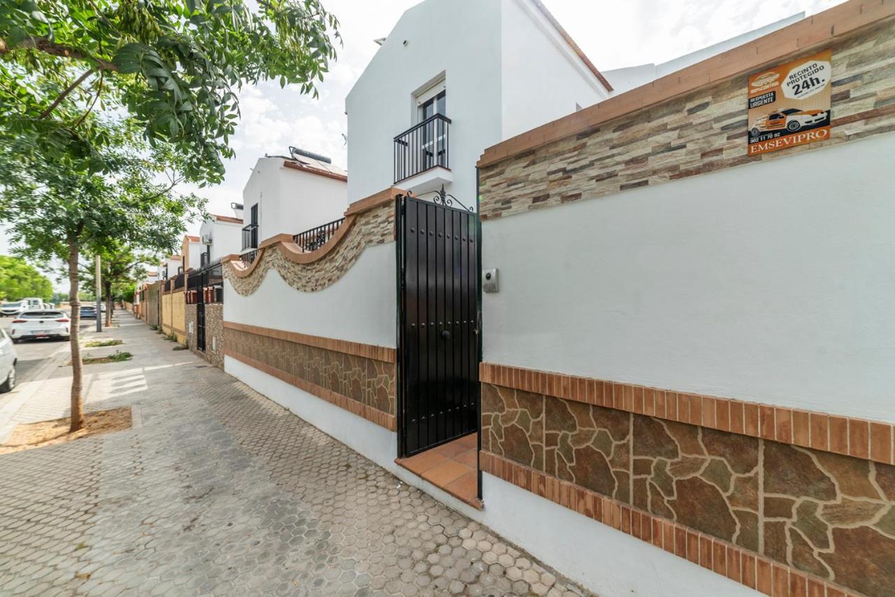 Casa con piscina Sevilla - B&B Seville