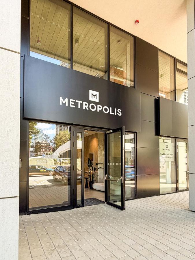 NEW Bright 1BR Metropolis Downtown AC Free Parking - Ferienwohnung Bratislava