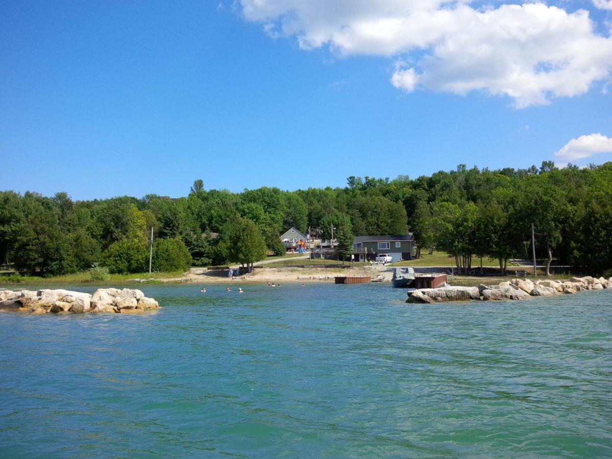 B&B Wiarton - Bayshore Cottages - Bed and Breakfast Wiarton