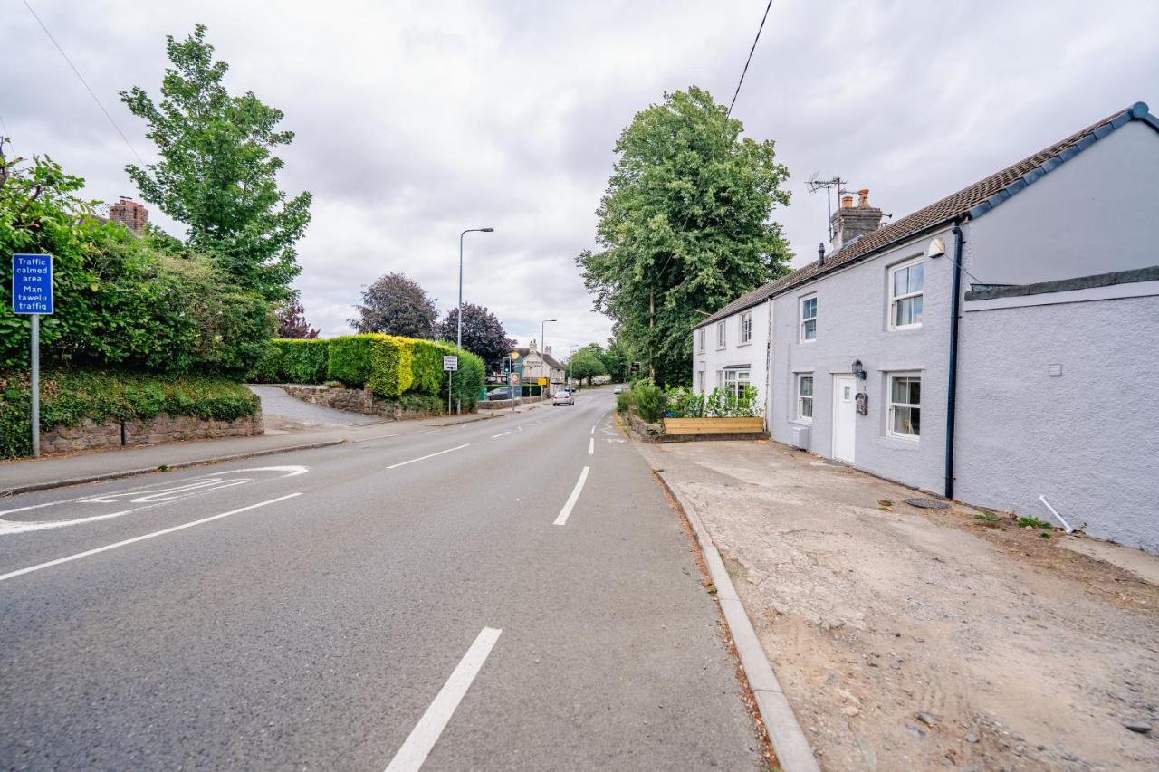 Beautiful 3 Bed Cottage - Hot Tub & Free Parking - B&B Cardiff