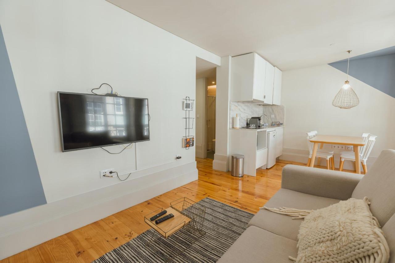 Four Flowers Apartments by Hosty - B&B Oporto