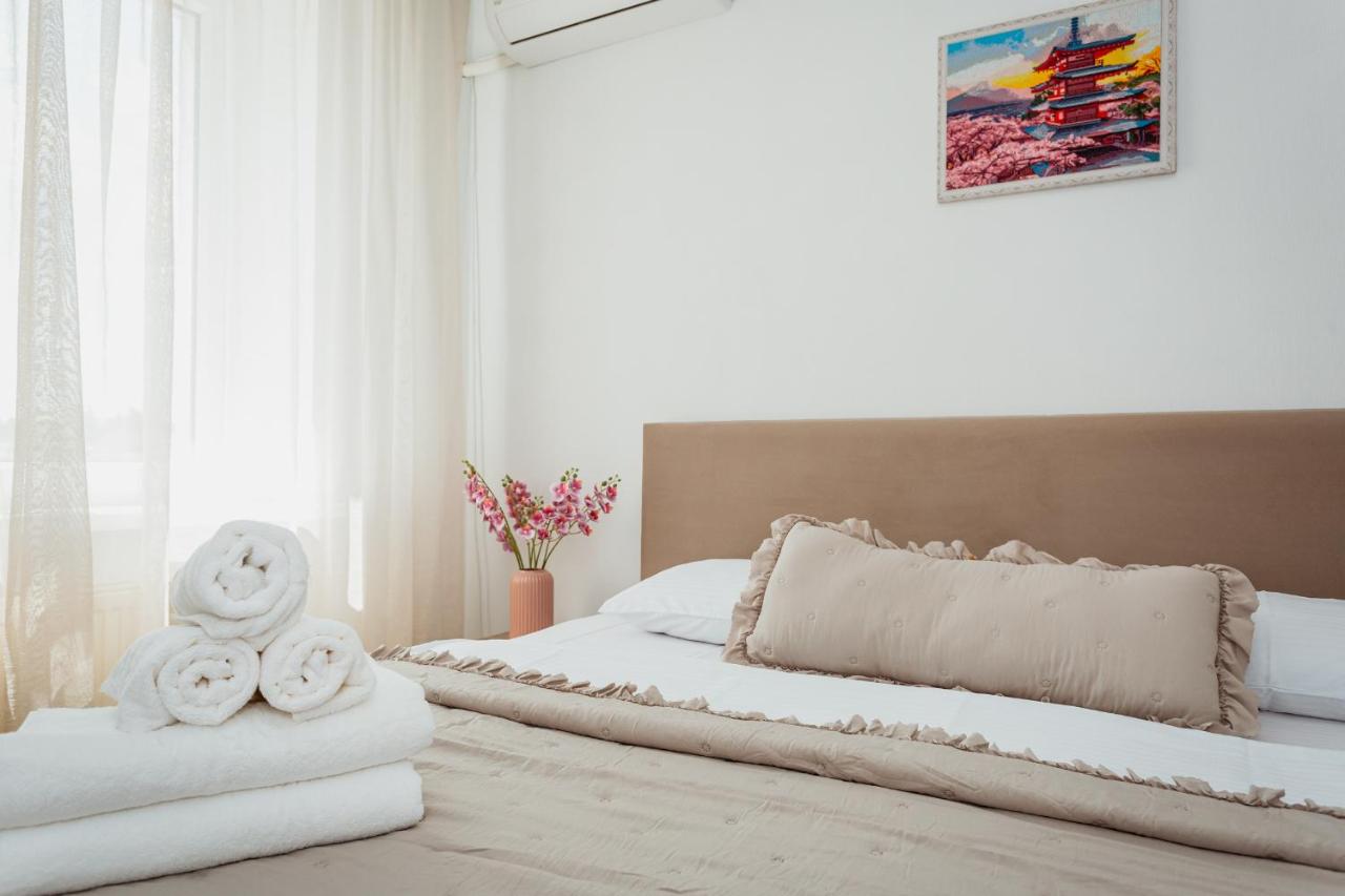 2BR - Fireplace & Panoramic Views Near Dendrarium - Ferienwohnung Chişinău