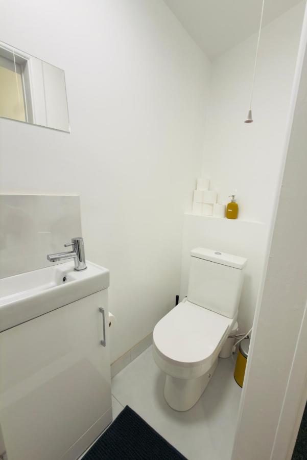 Cosy Double Bedroom in the heart of Seven Sisters - B&B Londres